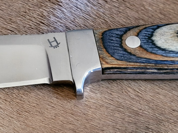 Hunter w/laminated wood handle (#316)